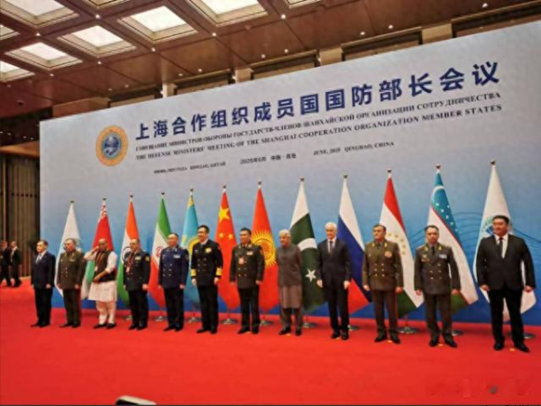 中金财富 当着中俄的面, 印防长拒绝签字, 巴防长一句话, 直戳莫迪政府痛处