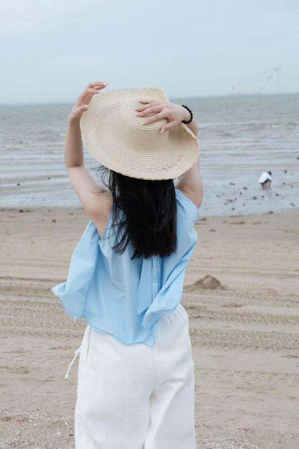 5策略 泡泡玛特“星星人”新品未售先火：隐藏款成交价升至原价16倍